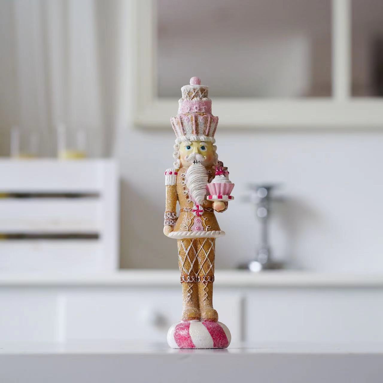 Sweet Pink Nutcracker Soldier  - Nutcracker Figurine incelemesi ve fiyatı