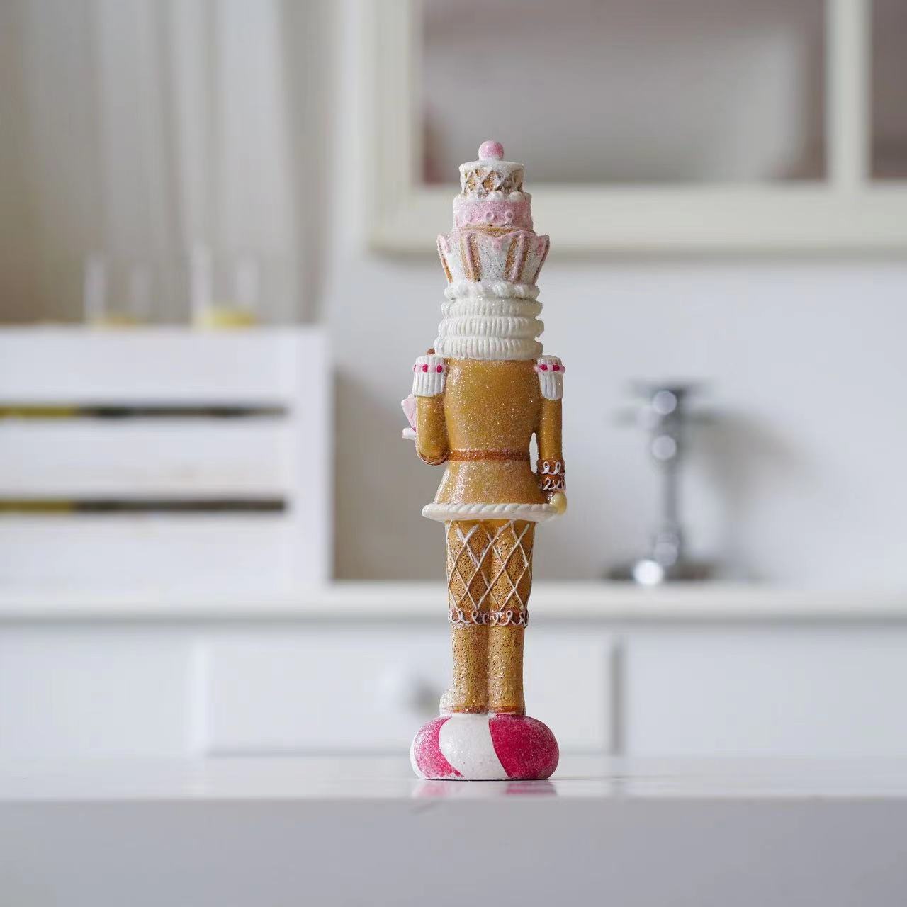 Sweet Pink Nutcracker Soldier  - Nutcracker Figurine incelemesi ve fiyatı
